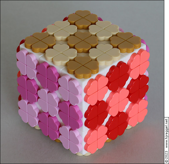Brickermod Hearts Cube